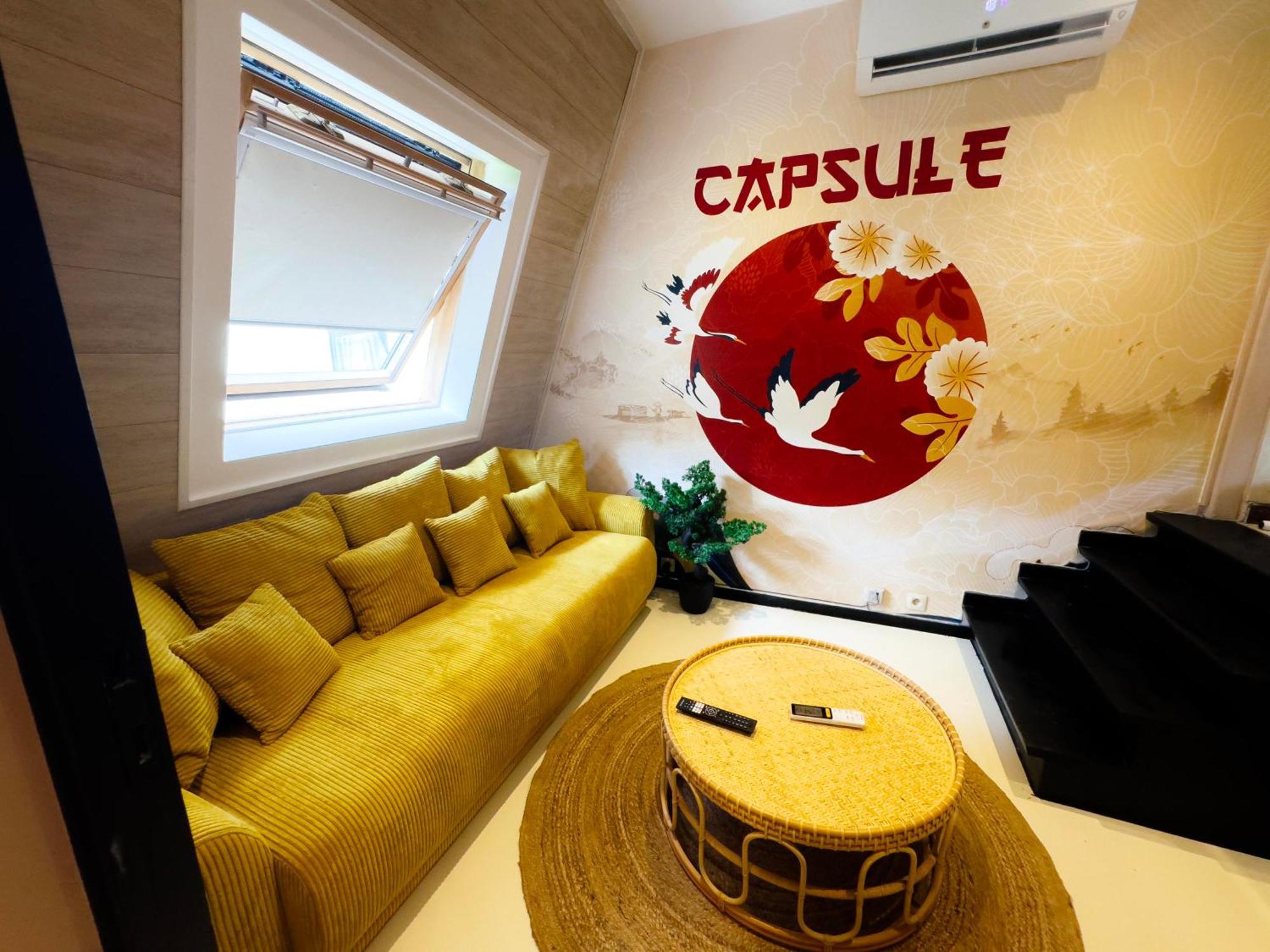 Capsule Lotus-Balneo-Sauna-Billard-Nintendo Hastiere-par-dela 외부 사진